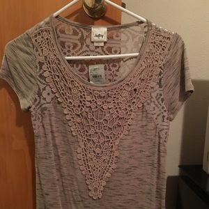 Daytrip shirt🎉🎉size small!!